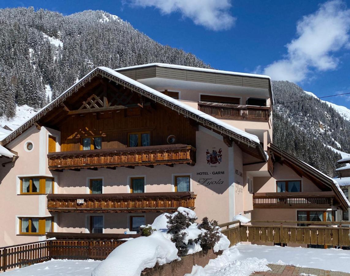 Hotel Garni Tyola イシュグル エクステリア 写真